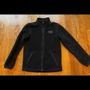The North Face boys Size large black fleece jacket